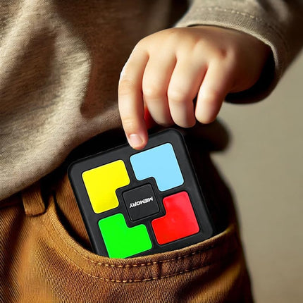 Lights Up Memory Game – Handheld Electronic Toy with Sounds & Colors