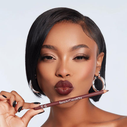 12-Color Wooden Lip Liner Set – Soft Matte, High Pigment & Long-Wear