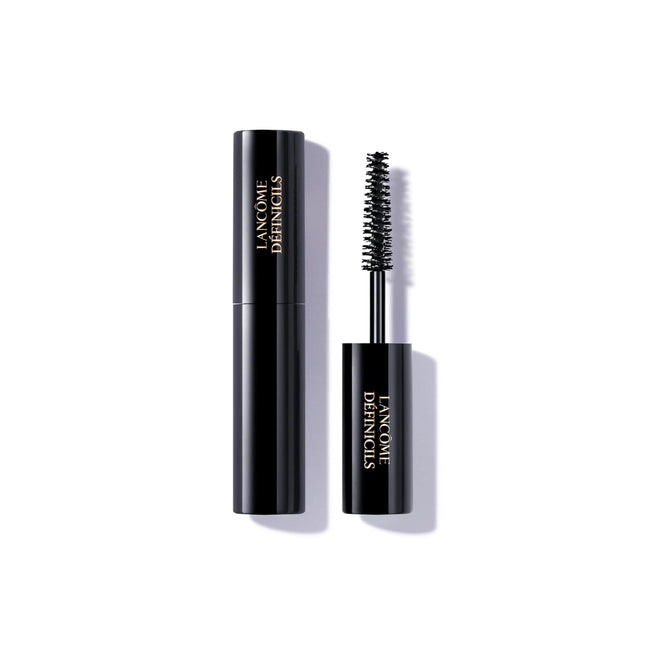 High Definition Mascara – Lengthens, Defines & Natural-Looking Lashes