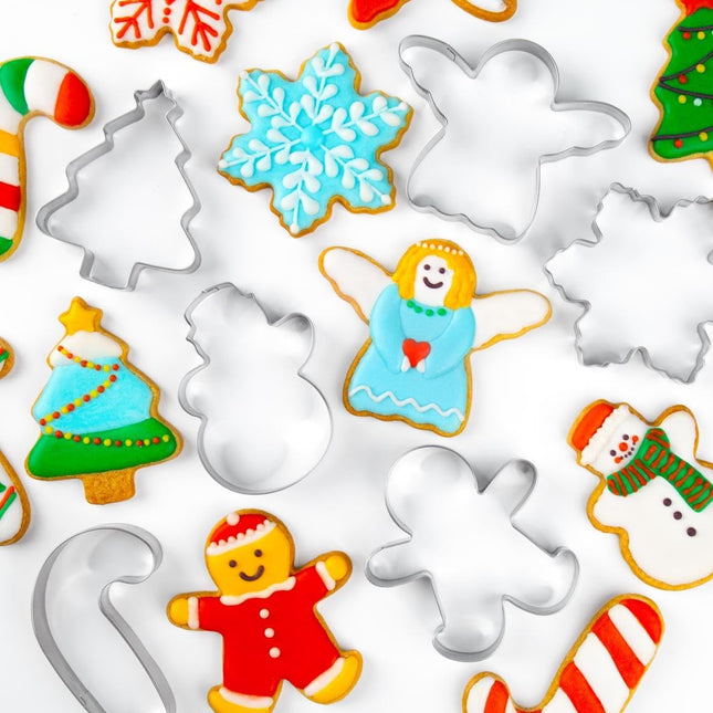 6PCS Christmas Cookie Cutter Set – Stainless Steel Gingerbread, Tree, Snowflake & More