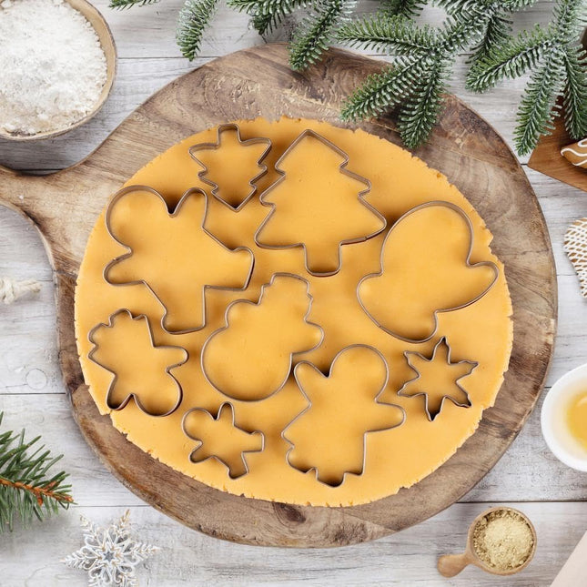 18-Piece Christmas Cookie Cutters – Stainless Steel Winter Shapes for Festive Baking