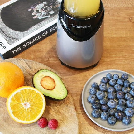300W Personal Smoothie Blender with 18oz BPA-Free Travel Bottle, Silver