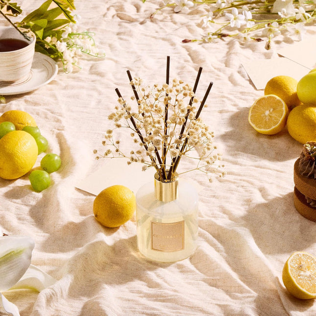 Clean Linen Reed Diffuser Set 6.7 fl oz, Home Fragrance with 8 Cotton Sticks