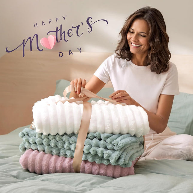 GentleSoft White Throw Blanket 50x60 – Cozy Fleece, Gift for Mom & Women
