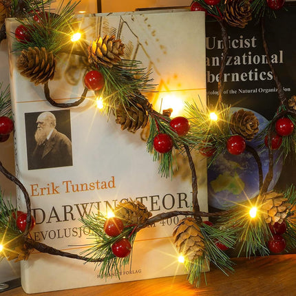 6.5FT Pine Cone Christmas Garland, 20LED Battery Operated String Lights for Festive Decor