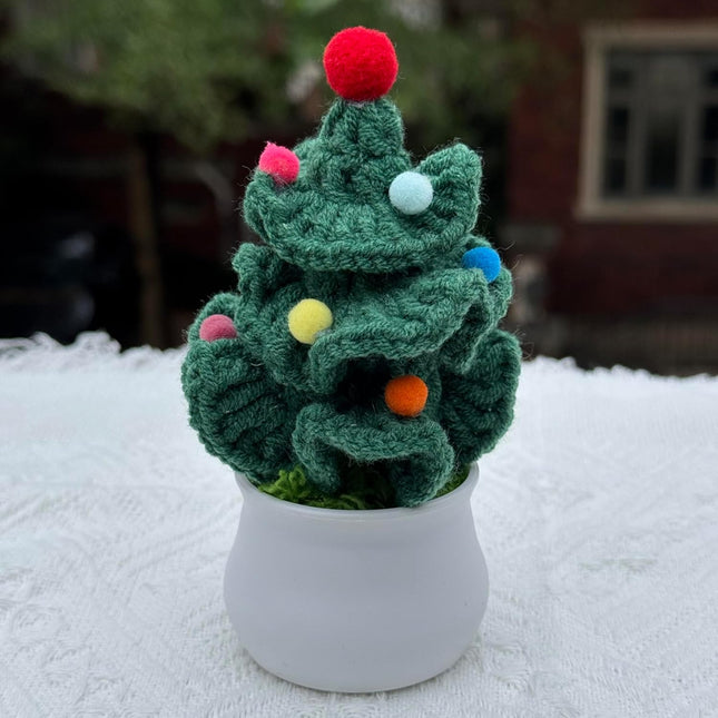 Mini Crochet Christmas Tree – Eco-Friendly Knit Tabletop Holiday Decoration