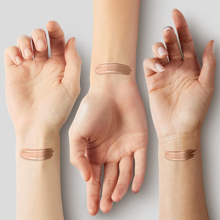 Olay Simply Ageless 3-in-1 Liquid Foundation – Matte, Hyaluronic + Vitamin C