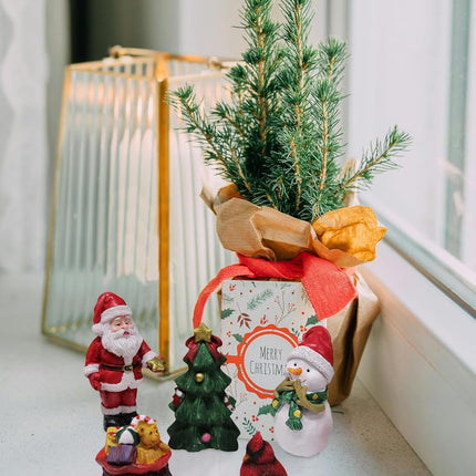 Christmas Miniature Figurines, Small Resin Santa Claus Ornaments for Holiday Decor