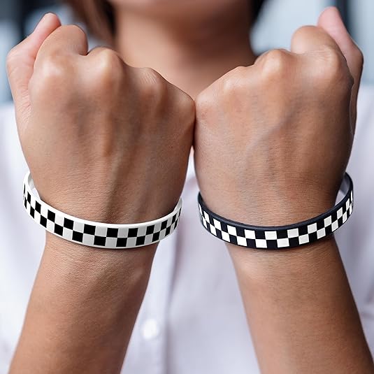 48PCS Racing Silicone Bracelets – Black & White Checkered Flag Wristbands for Sports & Parties