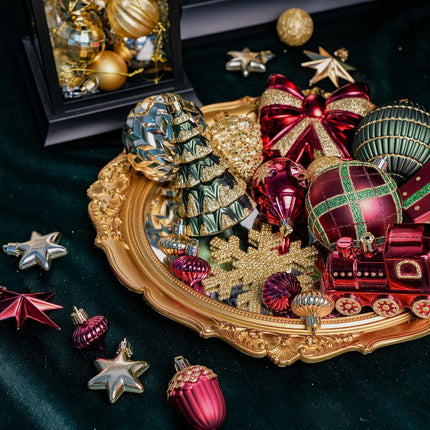 82pcs Christmas Ball Ornaments Shatterproof Tree Decor in Red, Gold, Green