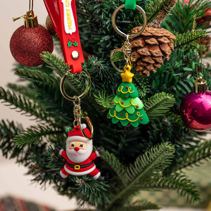 5PCS Christmas Keychain Set – 3D Santa, Tree, Reindeer & Snowman Charms