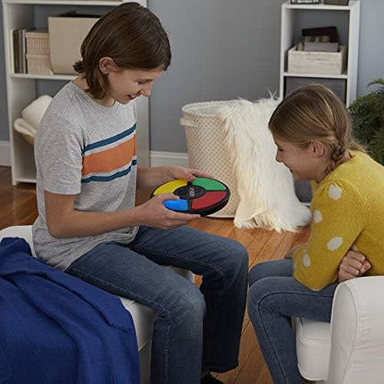 Hasbro Simon Handheld Game – Electronic Memory Challenge for Kids 8+