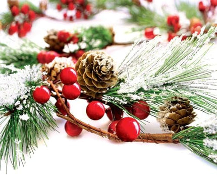 6ft Winter Berry Garland – Pine Cones & Evergreen Christmas Home Decoration
