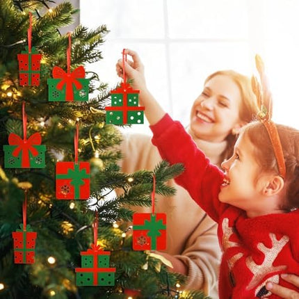 Tatuo Christmas Felt Ornaments 24PCS Tree Hanging Decorations Red Green Set