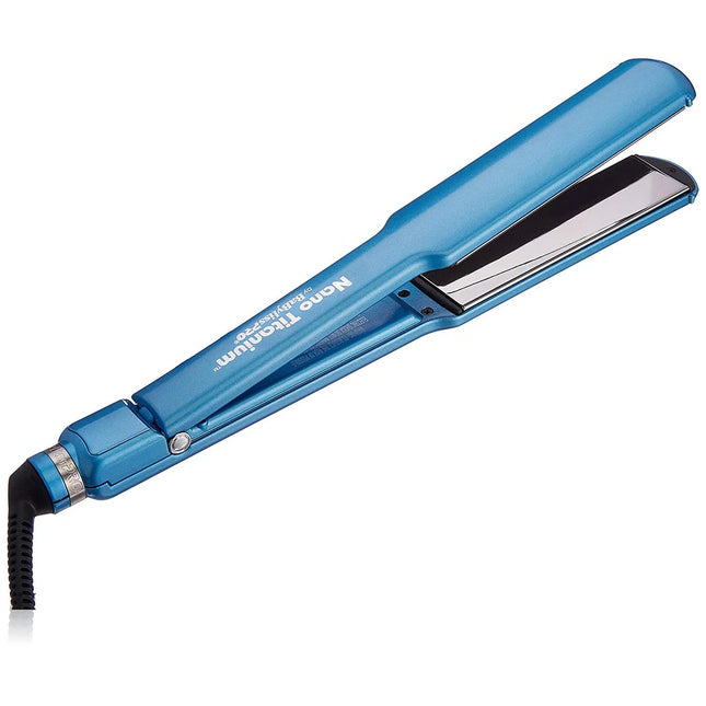 Nano Titanium Thin Straightening Iron BABNT3073TN Hair Flat Iron Styler
