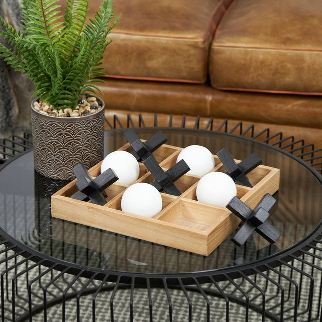 3D Tic Tac Toe Game – Brown Wood Board with Black & White Pieces