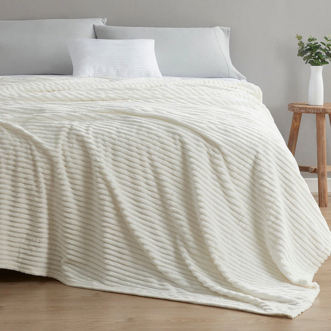 Cut Plush Fleece Throw Blanket – Lightweight, Super Soft, Luxury Bed Blanket