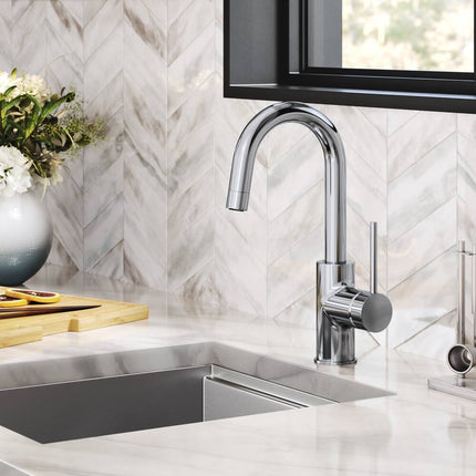 Oletto Single Handle 1-Hole Kitchen Bar Faucet with Modern Design