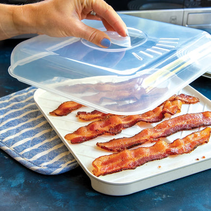Microwave Slanted Bacon Tray with Lid – Easy, Mess-Free Cooking