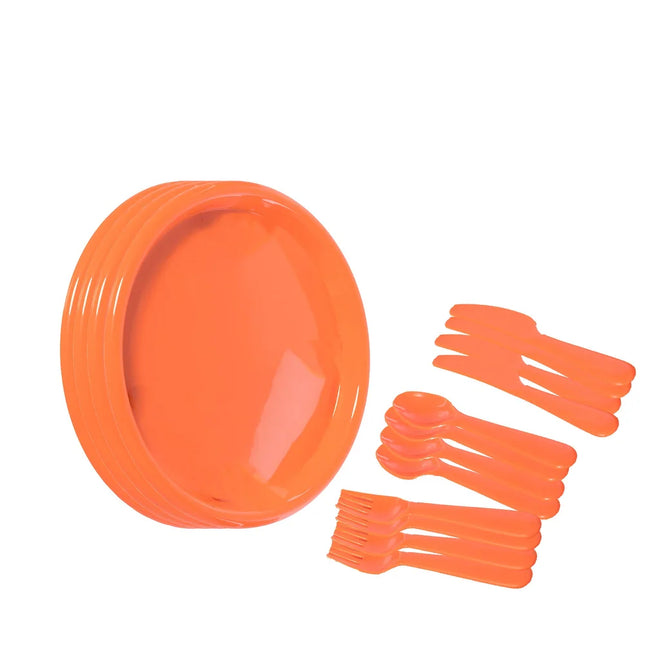 4-Person Reusable Plastic Tableware Set – Plates, Spoons, Forks & Knives