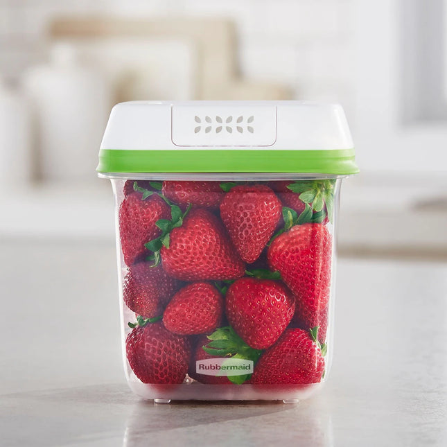 6 Pack FreshWorks Produce Saver Containers Medium and Large Storage Set