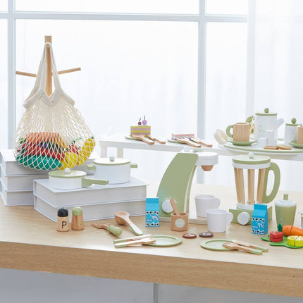 Little Chef Frankfurt Wooden Cutting Food Play Set with Net Storage Bag